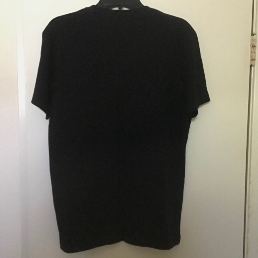 Guess Logo Tee - Picture 2 of 6